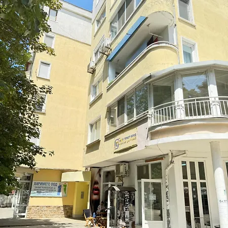 изгрев с 2 отделни спални Apartment Burgas