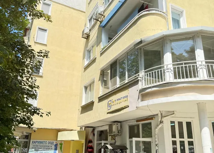 изгрев с 2 отделни спални Appartement Burgas