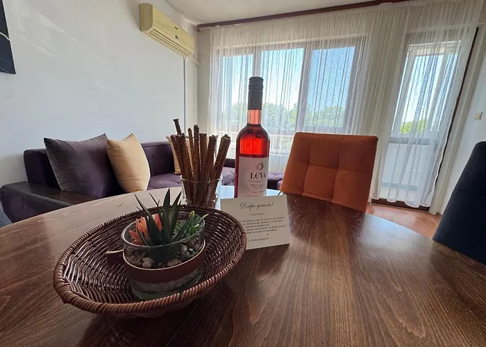 изгрев с 2 отделни спални